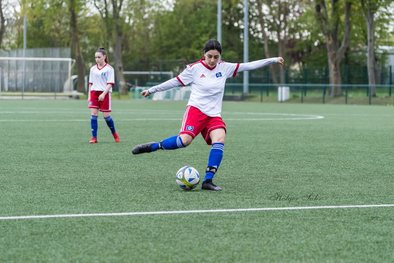 Bild 129 - wBJ Hamburger SV 2 - Victoria 1 : Ergebnis: 0:1